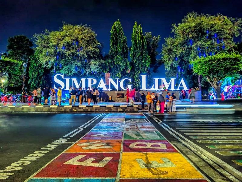 hotel murah dekat simpang lima